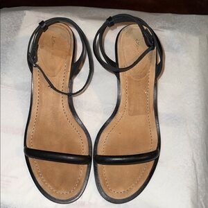 & Other Stories Black and Tan Minimalist Sandals